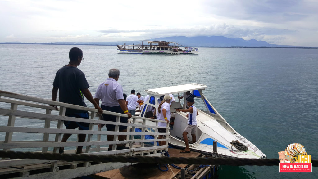 Petron Best Day: Stop 1 - TawHai Floating Bar, Lakawon Island, Cadiz Viejo