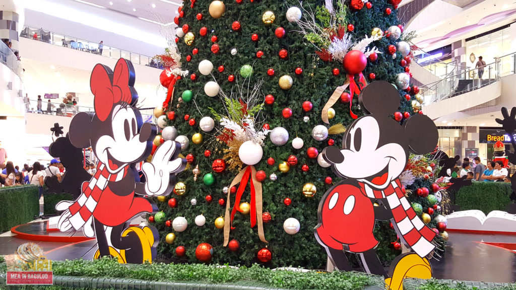 SM City Bacolod Christmas Tree Display 2017 - Disney Christmas